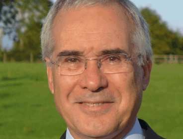 Headshot of Professor Lord Nicholas Stern.